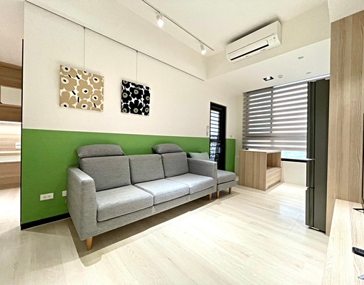 烏日高鐵微笑世界2房/平面車位+高級裝潢+家具全配(洗烘脫) - Image 2