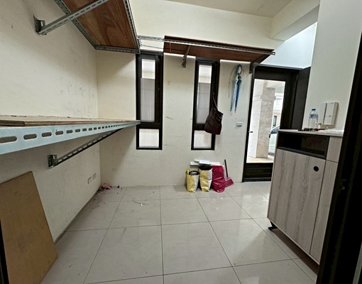 御墅家大面寬雙車位4層樓透天可寵物可租補 - Image 12