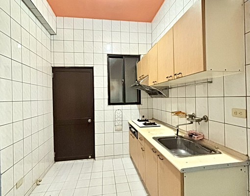 尊信社宅|近中壢好市多|三層大透天|稀有物件|免仲可租補3 - Image 6