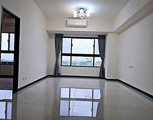 出租~過嶺大清劍橋4房車 - Image 1