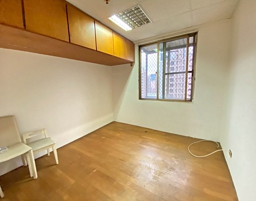 太平5房✨可租補✨樹德商圈|勤益科大|超大空間✨樓中樓 - Image 10