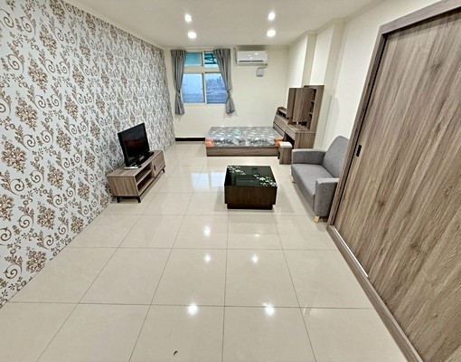 三重國小站、貓咪友善、可租補、獨洗外推窗、舒適大套房 - Image 2