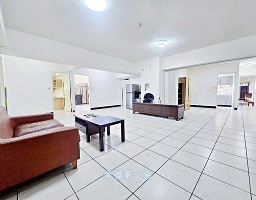 中興大無敵大四房三衛浴✨可租補戶籍🎗️可貓狗🎗️找我好談 - Image 1