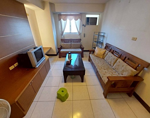 南區三房✨大慶工學視野戶｜鄰近高工、美村生活圈✨租補可談 - Image 1