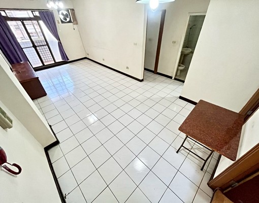 潭子低價大三房✨無可挑剔✨松竹車站✨鄰近學區✨鬧中取靜 - Image 3