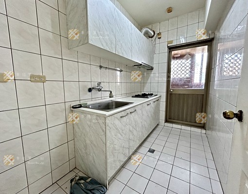 南屯超值3房|近林新醫院 - Image 2