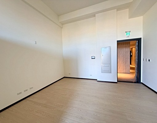 🌟LALAPORT湖濱城-挑高大空間!可做套房或工作室 - Image 7