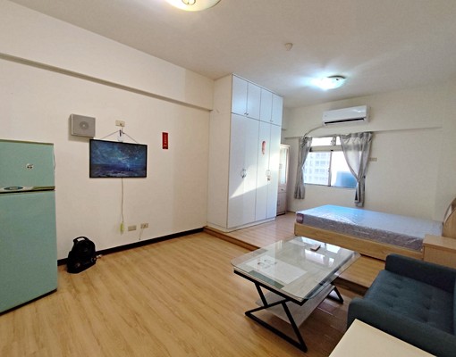 南崁特力屋長榮航空名流舒適套房~可租補 - Image 1