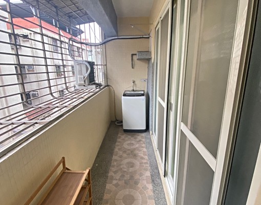 大湳形象商圈、一房一廳,大陽台、生活機能方便 - Image 3