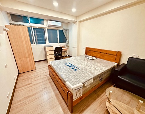 中山/可租補/台水電/管理員/垃圾代收 - Image 1