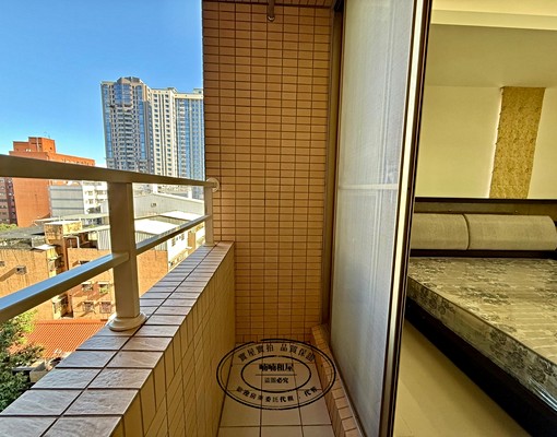 興富發上城🔥兩大房🔥電梯管理員代收包裹🔥可租補 - Image 6