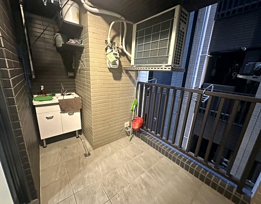 海山捷運重劃區都心花園裝潢一房一廳+大車位 - Image 7