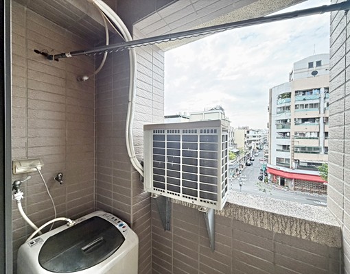 ✨可雙租補✨電梯套房,獨立陽台,洗衣機✨不用追垃圾車 - Image 8