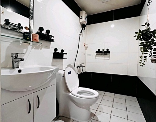 三多新光三越精緻典雅質感套房(可短租) - Image 11