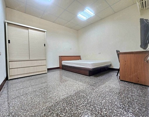 竹北家樂福縣府區優質電梯採光大套房 - Image 3