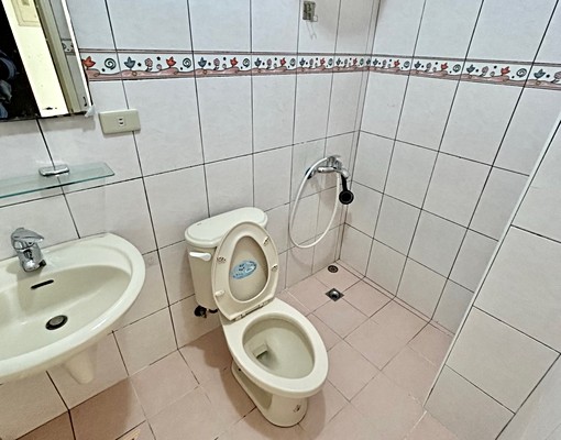 🌈嶺東精科⭐變頻冷氣⭐機車好停⭐子母車 - Image 4