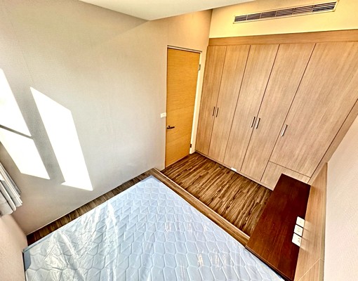 市政府捷運大遠百逢甲💖可貓雙租補超美精裝1+1房💖浴缸 - Image 7