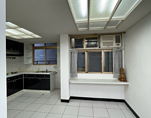 整層出租,隨時可入住,採光佳、使用空間大,近捷運中和站 - Image 6