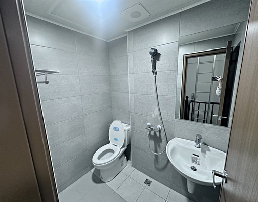 可租補可報稅❗️烏日最美住宅區💖近成功嶺烏日高鐵 - Image 2