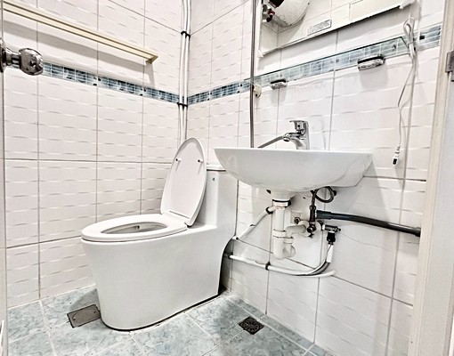 中國醫🌺稀有可寵🌺電梯🌺租補🌺沙發🌺陽台獨洗🌺 - Image 8