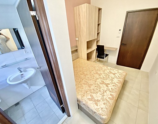 黃金地段✨陽台獨洗曬✨系統裝潢✨機車位✨採光佳✨生活機能超好 - Image 4