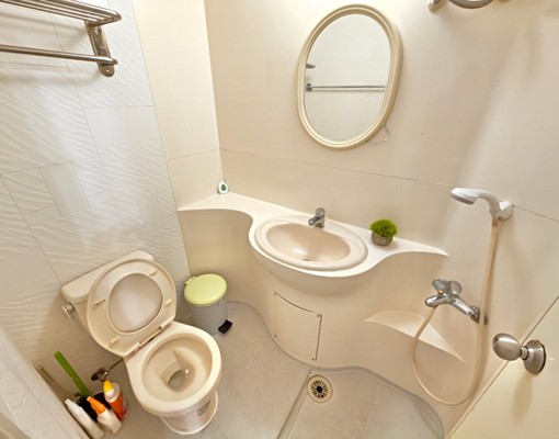 全新裝潢/溫馨套房/近中原/出門即到校/可租補/獨立網路 - Image 7