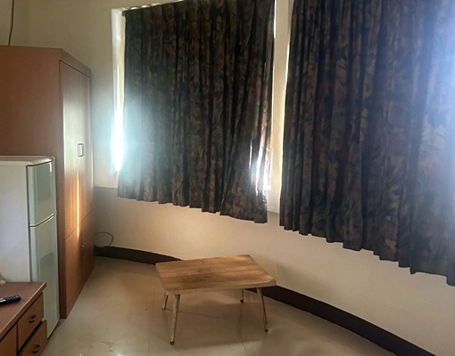 精一路套房,近廟口,仁愛市場 - Image 1