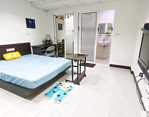 可租補近成大校區小陽台精緻套房拎包入住 - Image 1