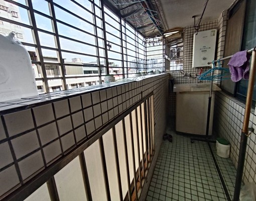 樹孝商圈全配可租補美華廈 - Image 8