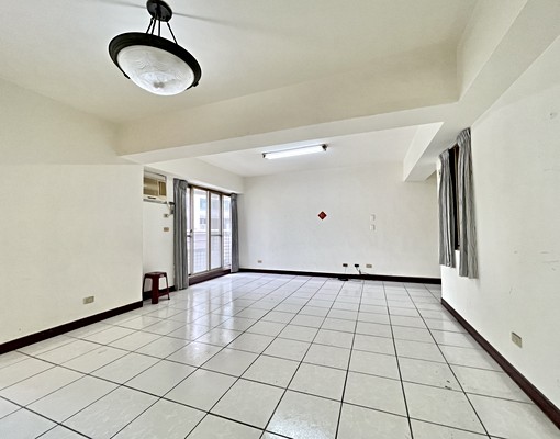 ❤️東興國小旁4房車位👍 - Image 4