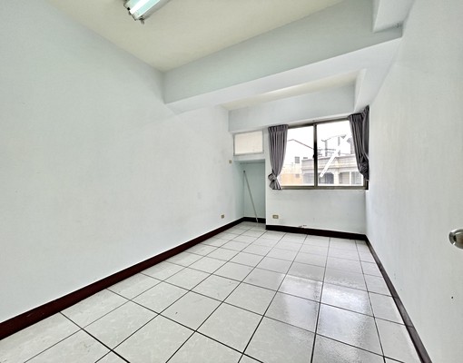 ❤️東興國小旁4房車位👍 - Image 9