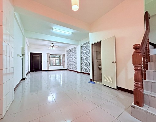 稀有透天~可租補寵物神明~價錢可談 - Image 1