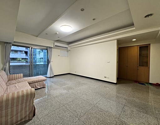 可入籍補助💚大業商圈溫馨家庭四房💚含管理費 - Image 1