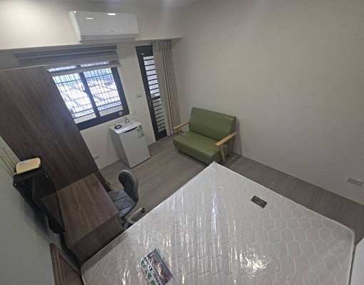 可租補近竹科南清大國泰醫院全新陽台套房禁菸禁寵 - Image 3