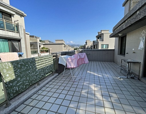 獨棟別墅,3分鐘上74號,洲際棒球場旁巷內,鬧中取靜 - Image 10