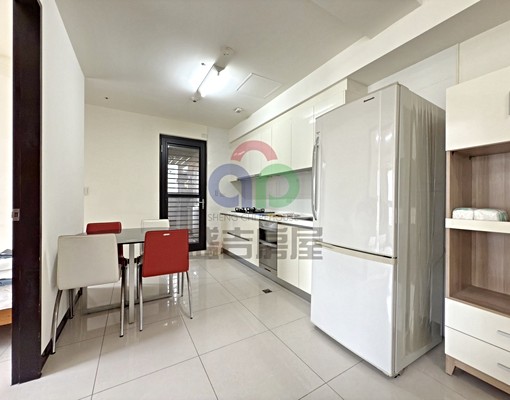 太子雲世紀C區,三房機械車位,可租補報稅入籍屋況優!! - Image 7