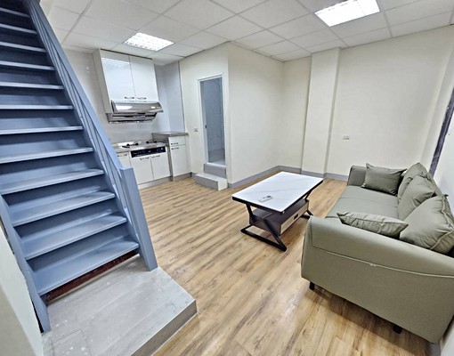 北區東興市場內2樓2房-全配 - Image 2