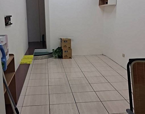 18甲商圈一樓可住可辦 - Image 4