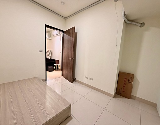 高雄火車站捷運站三鳳中街自強夜市漢神百貨 - Image 8