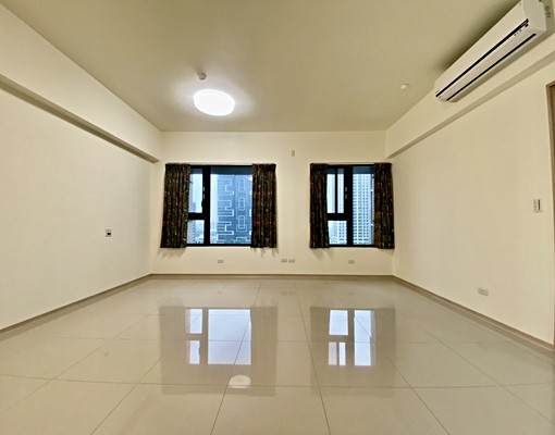 九昱希爾登綠景邊間三改二(車位可談) - Image 1