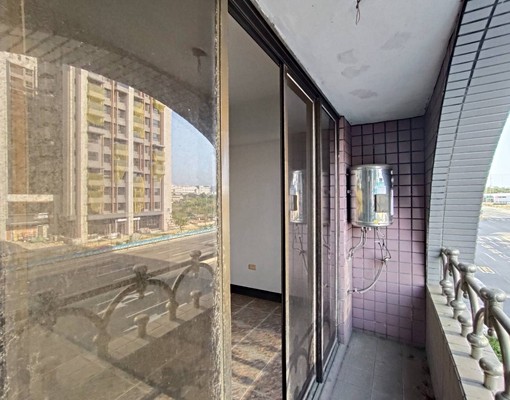 【可營登免3萬店面】永康交流道旁超值金店面 - Image 12