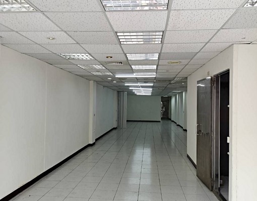 中山路稀有商辦/住宅 - Image 3