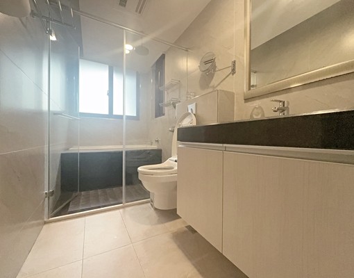 成功國中旁陽光冷氣美3+1房~雙車位 - Image 8