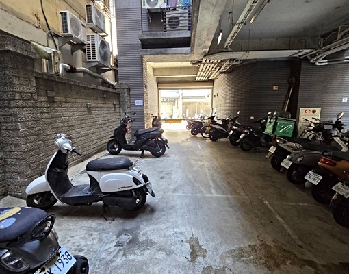 太平市區/飯店管理/台水台電/衛浴開窗 - Image 10