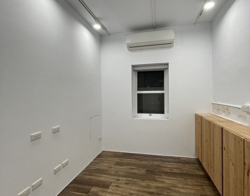 屋主自租。個人工作室首選,住辦最合宜~中醫、學士、永興商圈。 - Image 8