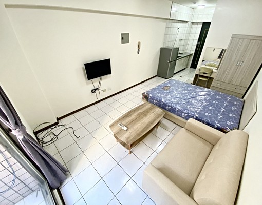 🏠中美街勤美🌟台水電x大套房廚房x陽台獨洗曬 - Image 10