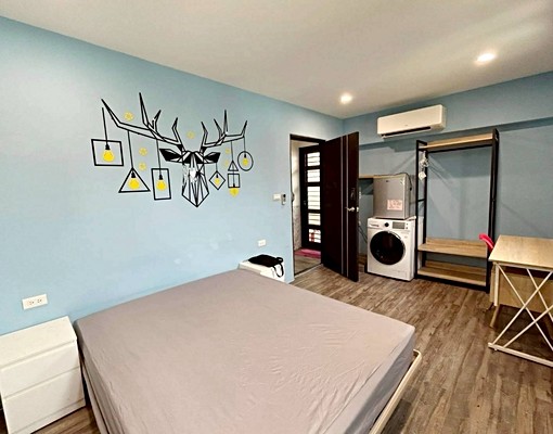 捷運🔆逢甲夜市🔆獨洗烘🔆遠百新光三越🔆電梯 - Image 1