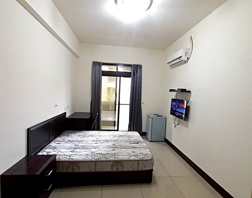 免仲)有陽台浴室對外窗-台電計價-可租補/入籍-代收垃圾 - Image 1