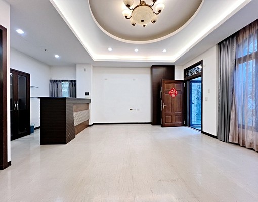 文心森林公園旁✨奢華雙拼電梯別墅✨室內可停4車 - Image 1