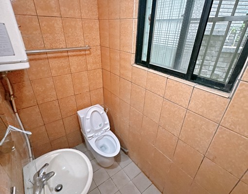 華泰高鐵~書法公園旁~精美陽台大套房 - Image 5